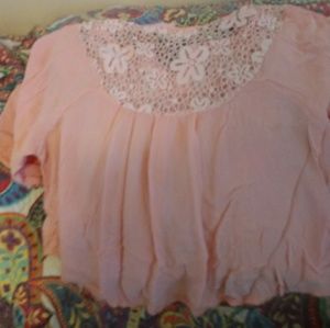 Top peach with lace